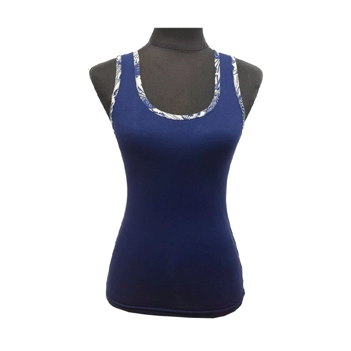Camiseta Tirante Ancho Marino con Cuello Estampado en Marino Camiseta Tirante Ancho Marino con Cuello Estampado en Marino